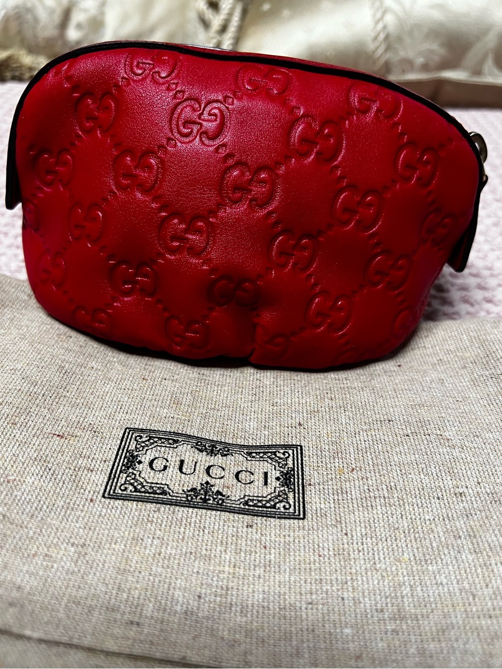 Gucci Guccissima Red Leather Bow Cosmetic Pouch 282642 - Picture 2 of 11